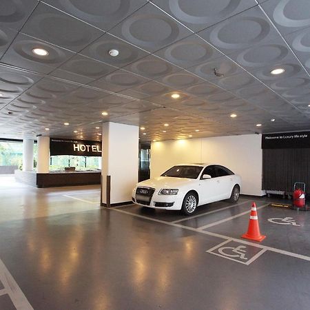 Yeongdeungpo Lifestyle F Hotel Seoul Exterior foto