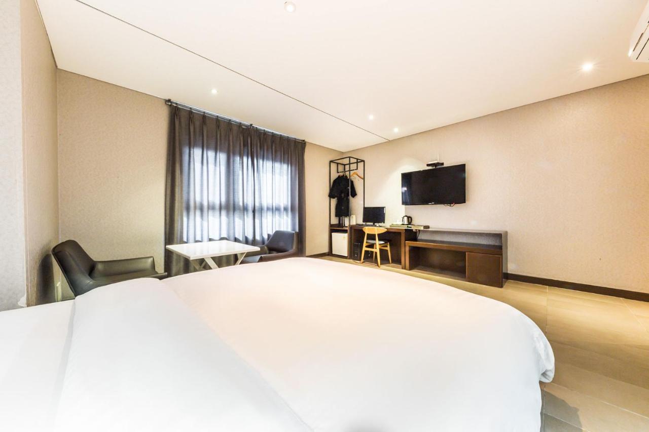 Yeongdeungpo Lifestyle F Hotel Seoul Zimmer foto