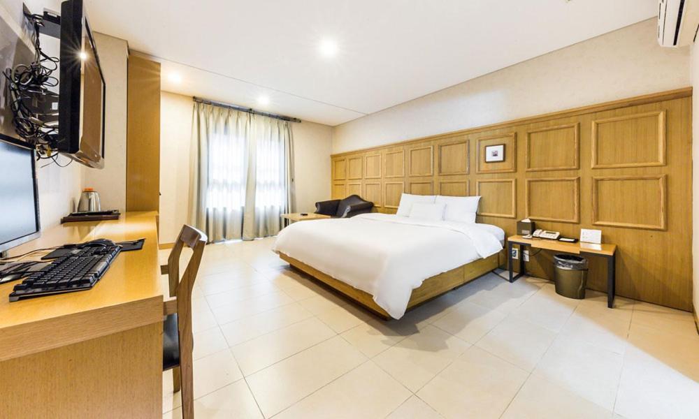 Yeongdeungpo Lifestyle F Hotel Seoul Exterior foto