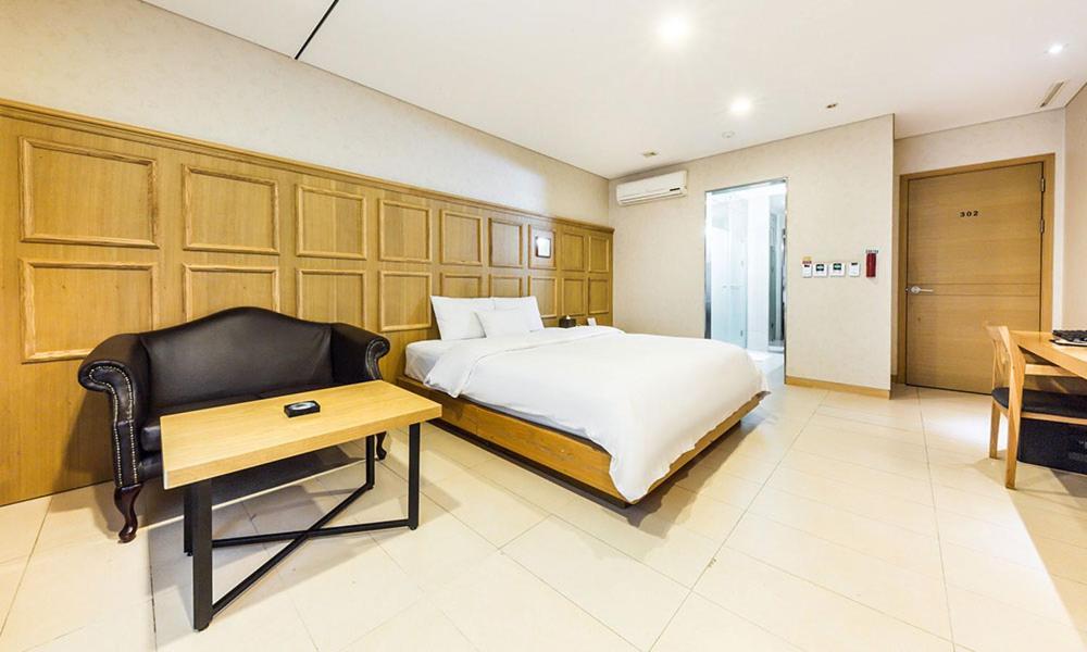 Yeongdeungpo Lifestyle F Hotel Seoul Exterior foto