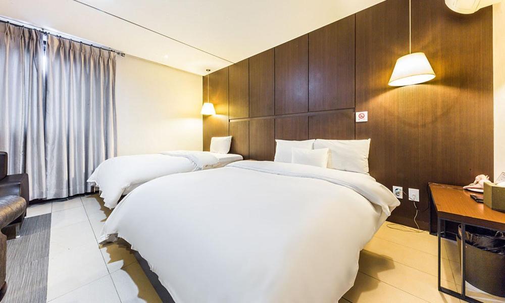 Yeongdeungpo Lifestyle F Hotel Seoul Exterior foto