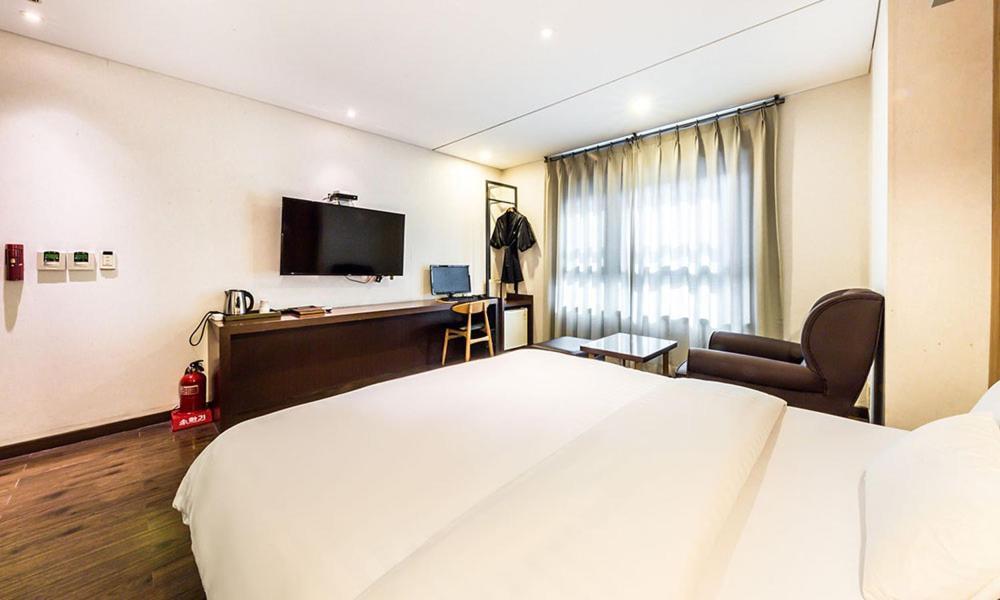 Yeongdeungpo Lifestyle F Hotel Seoul Exterior foto