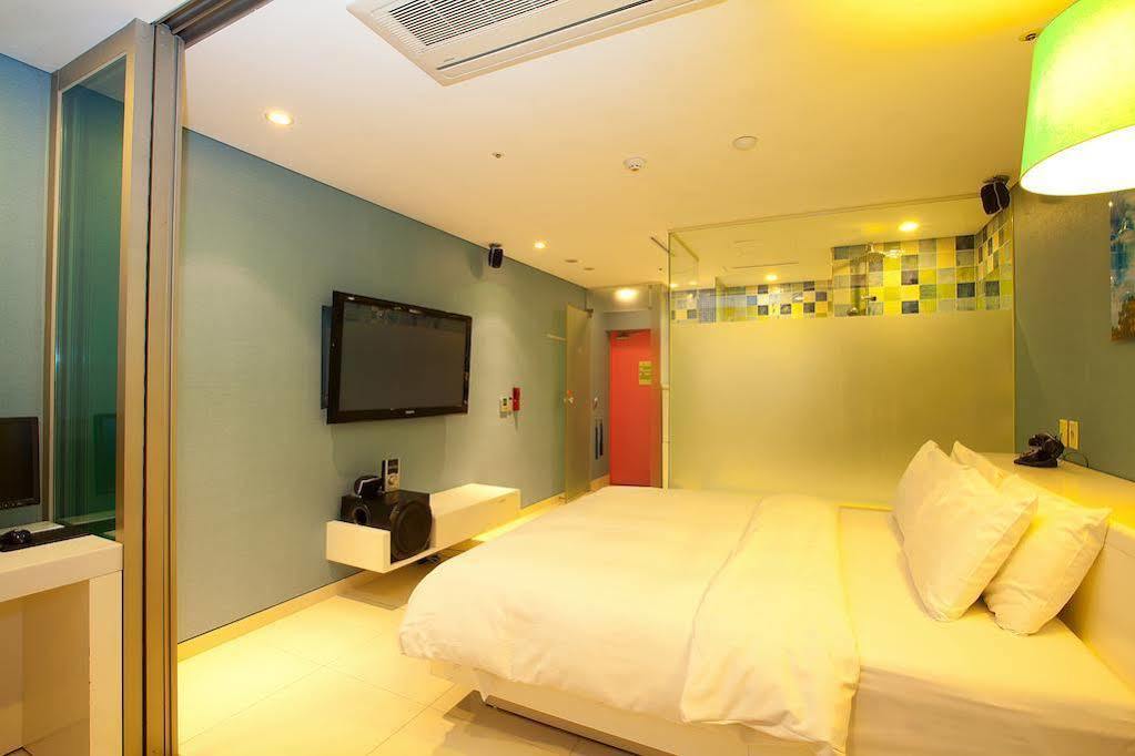 Yeongdeungpo Lifestyle F Hotel Seoul Exterior foto