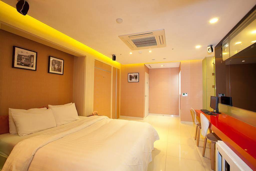 Yeongdeungpo Lifestyle F Hotel Seoul Exterior foto