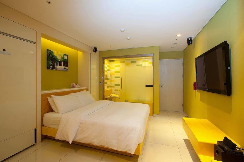 Yeongdeungpo Lifestyle F Hotel Seoul Exterior foto
