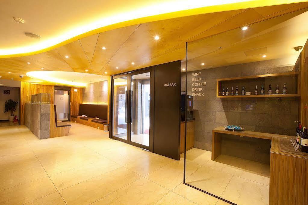 Yeongdeungpo Lifestyle F Hotel Seoul Exterior foto