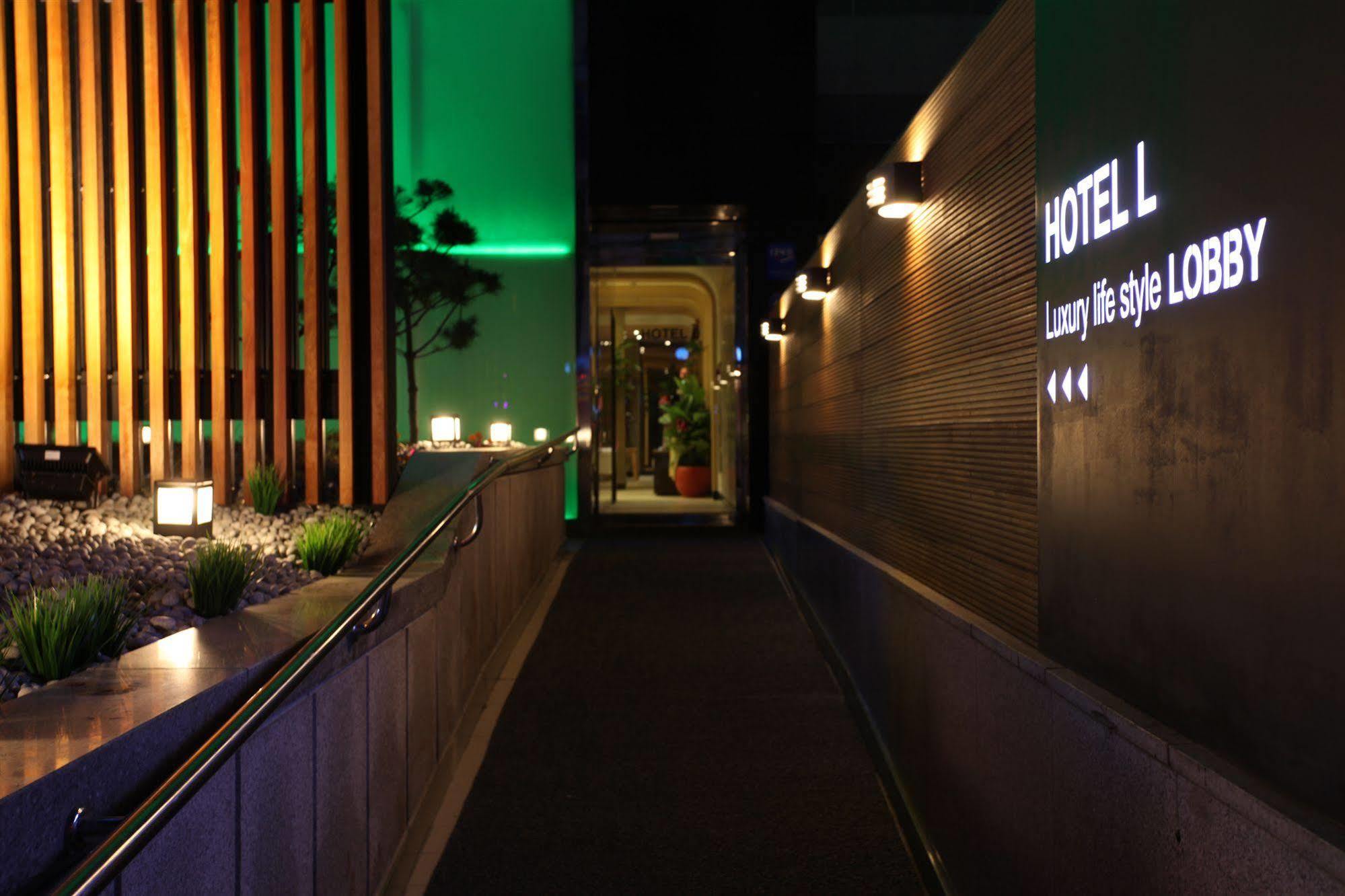 Yeongdeungpo Lifestyle F Hotel Seoul Exterior foto